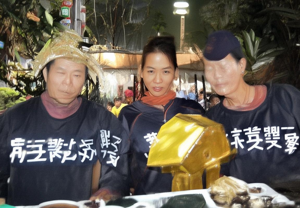 2019NBA火箭VS篮网巅峰对决：哈登欧文激情碰撞战报(图3)