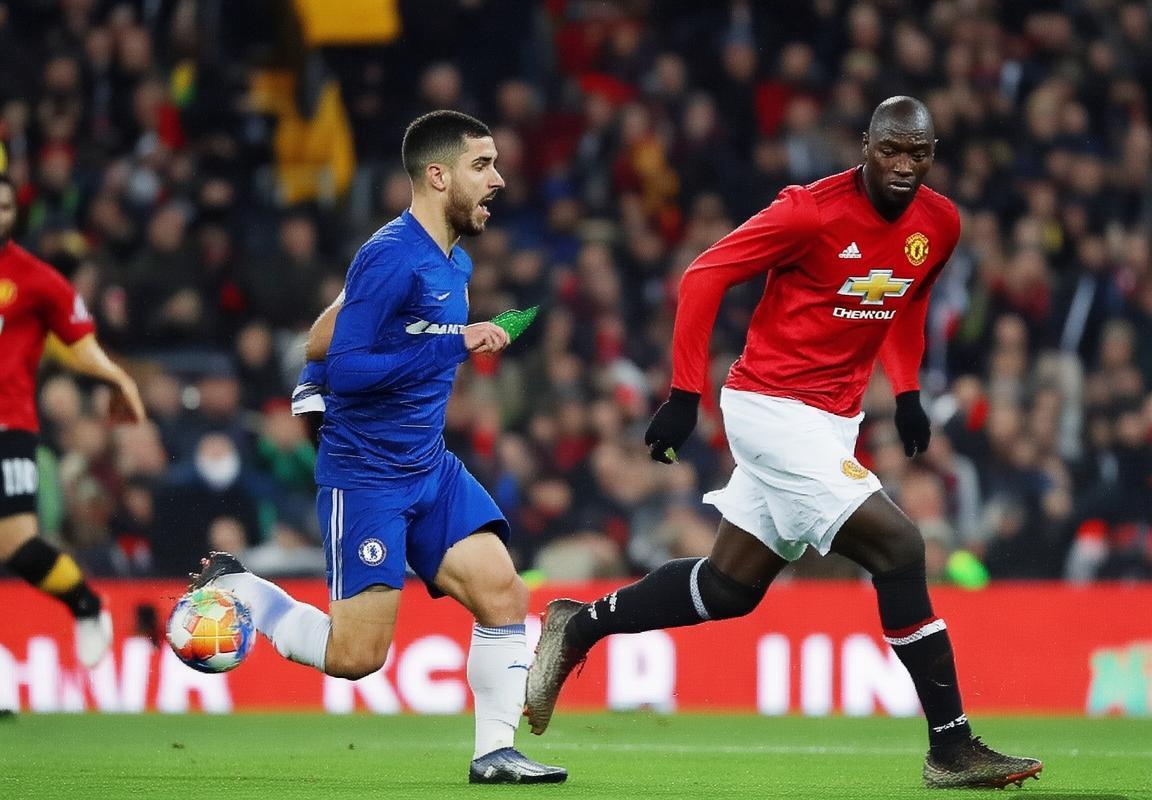 2018曼联切尔西巅峰对决：战术智慧与球星闪耀(图4)